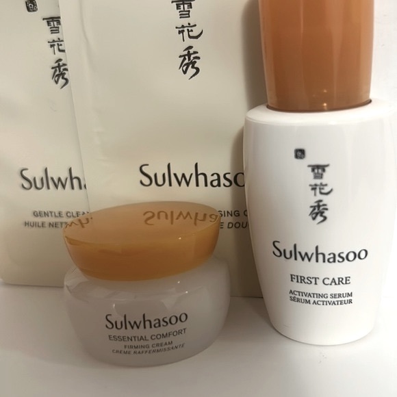 Sulwhasoo Set - Picture 2 of 3